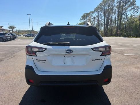 Used 2025 Subaru Outback Onyx Edition AWD/4WD image 8