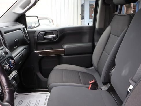 Used 2019 Chevrolet Silverado 1500 LT w/ All-Star Edition AWD/4WD image 40