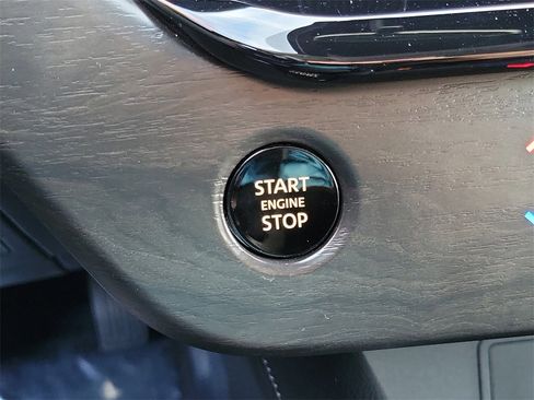 Used 2025 Nissan Murano SV image 8