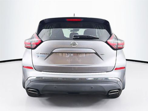 Used 2022 Nissan Murano S AWD/4WD image 10