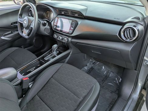 Used 2024 Nissan Kicks SV image 29