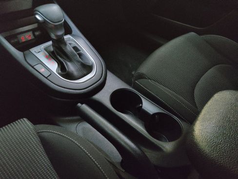 Used 2021 Kia Forte LXS FWD image 26