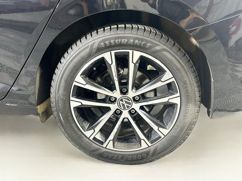 Used 2025 Volkswagen Jetta Sport FWD image 11