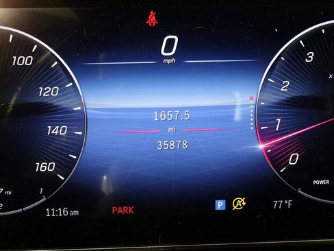 Used 2022 Mercedes-Benz C 300 Sedan image 16