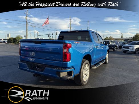 Used 2022 Chevrolet Silverado 1500 Custom image 9