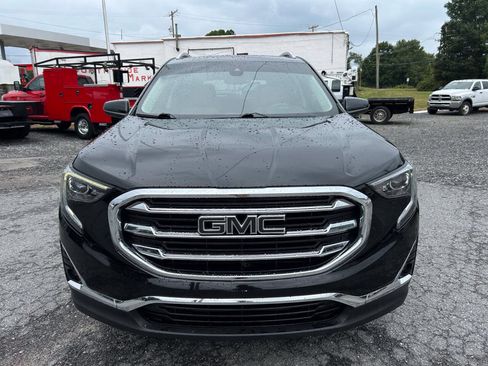 Used 2018 GMC Terrain SLT w/ Infotainment Package II AWD/4WD image 3