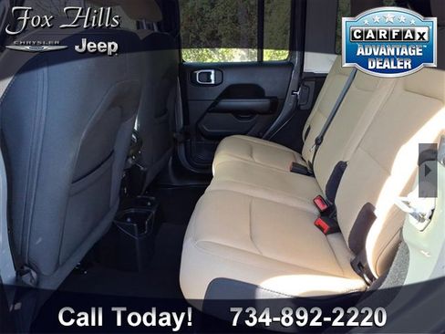Used 2020 Jeep Wrangler Unlimited Sahara w/ Cold Weather Group image 11