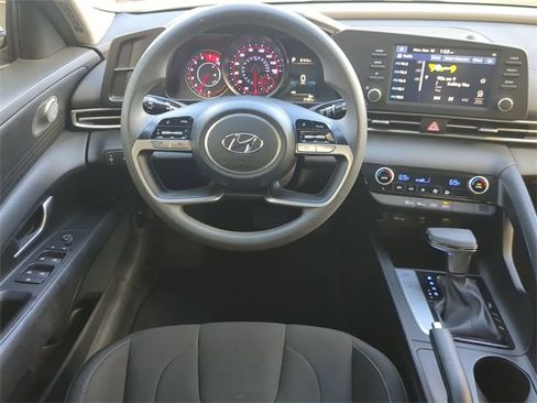Used 2023 Hyundai Elantra SEL w/ Preferred Accessory Package image 14