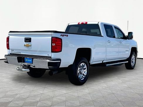 Used 2019 Chevrolet Silverado 2500 LT w/ LT Convenience Package AWD/4WD image 6