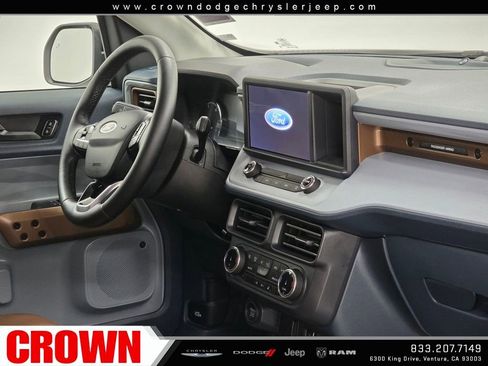 Used 2024 Ford Maverick Lariat image 12