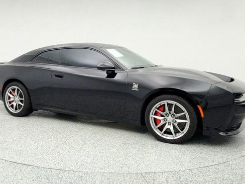 Used 2024 Dodge Charger Daytona Scat Pack w/ Plus Group image 3
