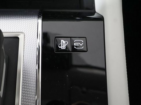 New 2025 Mitsubishi Outlander SEL image 58