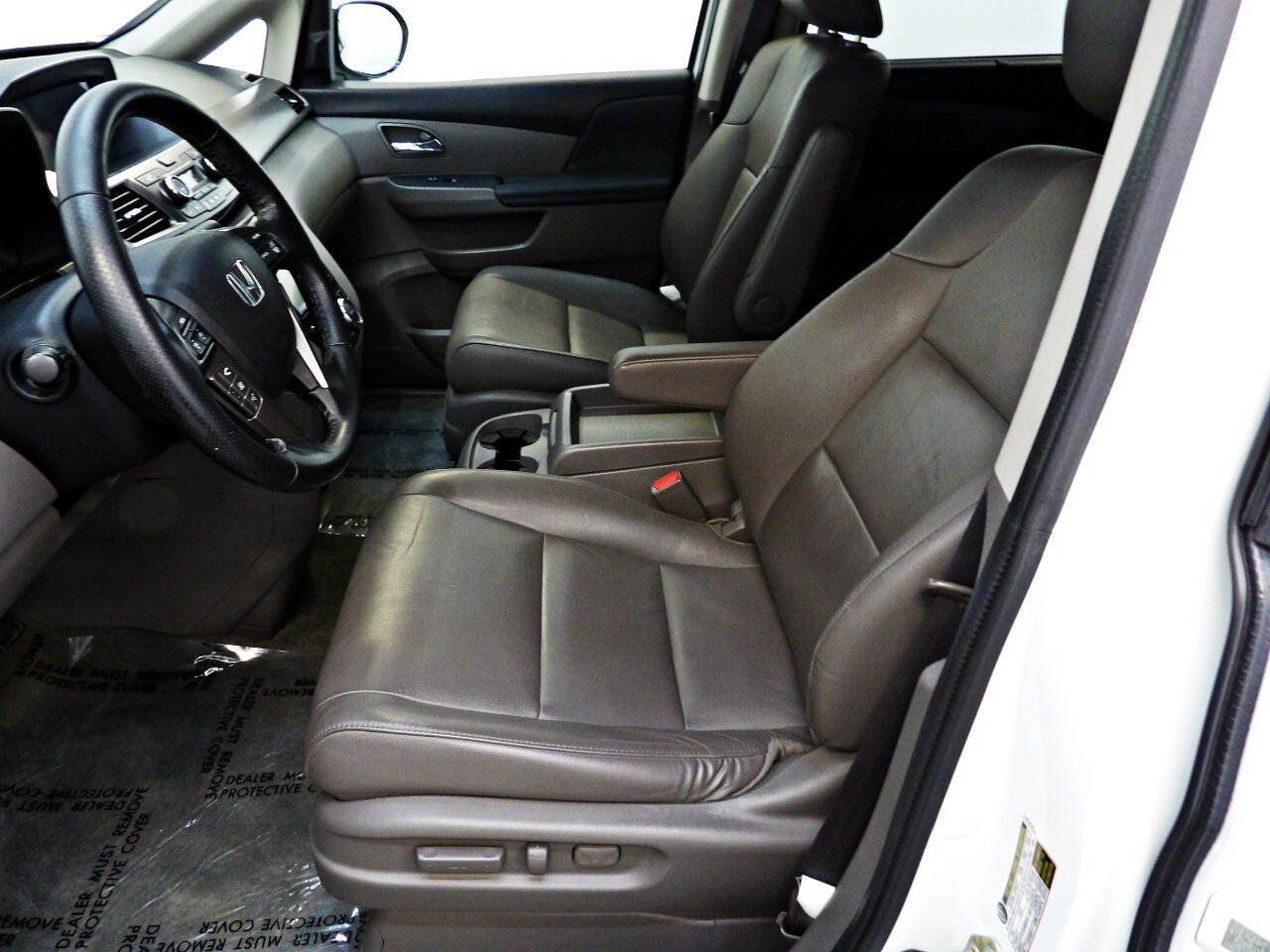 Used 2015 Honda Odyssey Touring image 8
