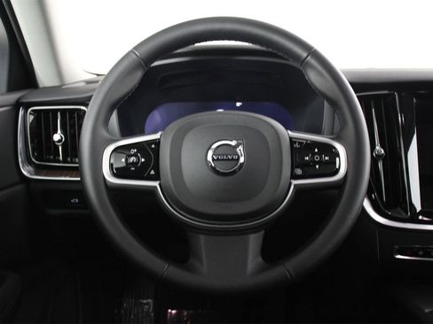 Certified 2025 Volvo V60 B5 Cross Country Plus image 8