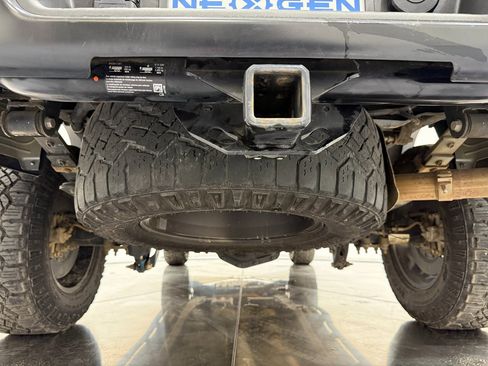 Used 2022 Chevrolet Colorado ZR2 w/ LPO, Power Package image 51