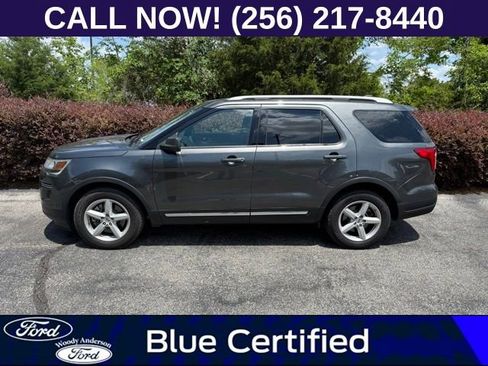 Used 2019 Ford Explorer XLT FWD image 3