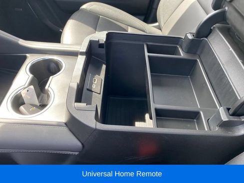 Used 2023 Chevrolet Tahoe Z71 w/ Luxury Package AWD/4WD image 13
