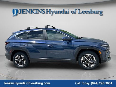 New 2026 Hyundai Tucson SEL FWD image 2