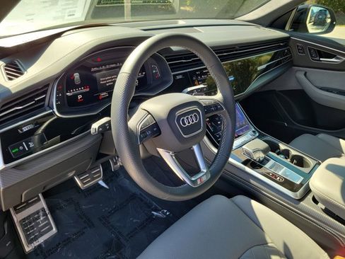 Certified 2024 Audi SQ8 Prestige image 17