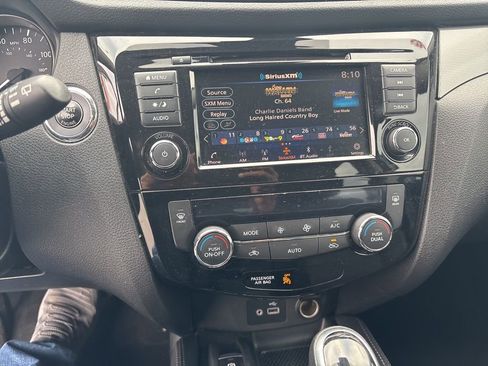 Used 2020 Nissan Rogue Sport SV w/ Technology Package AWD/4WD image 13