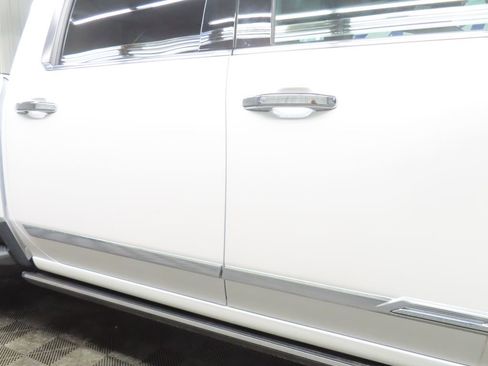 Used 2024 Chevrolet Silverado 3500 High Country w/ High Country Premium Package AWD/4WD image 35