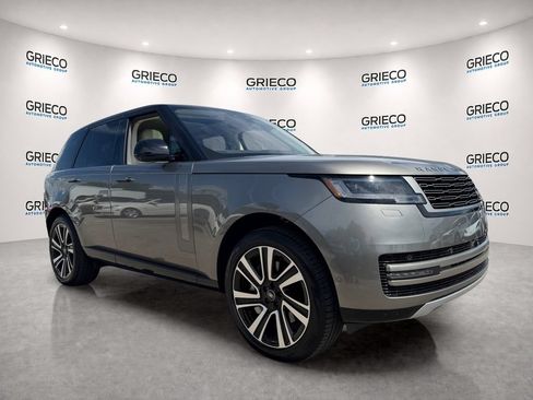 Used 2023 Land Rover Range Rover SE AWD/4WD image 1