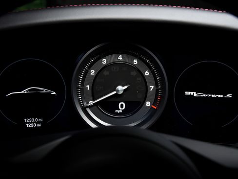 Used 2024 Porsche 911 Carrera S image 34