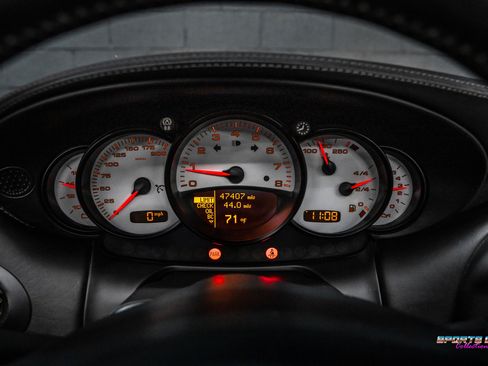 Used 2004 Porsche 911 Carrera 4S AWD/4WD image 17