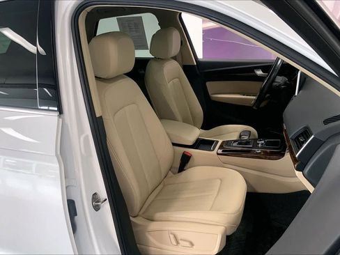 Used 2018 Audi Q5 2.0T Premium Plus image 12