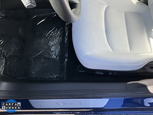 Used 2019 Tesla Model 3 Long Range image 14
