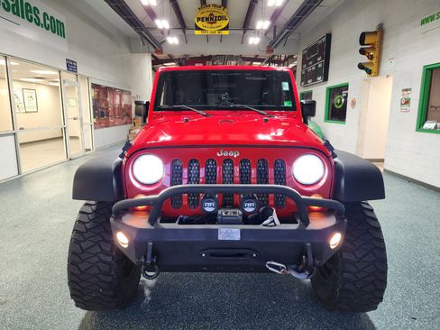 Used 2017 Jeep Wrangler Unlimited Sport w/ Connectivity Group image 3