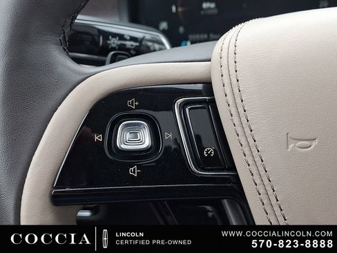 Certified 2024 Lincoln Aviator Reserve w/ Elements Package Plus AWD/4WD image 23