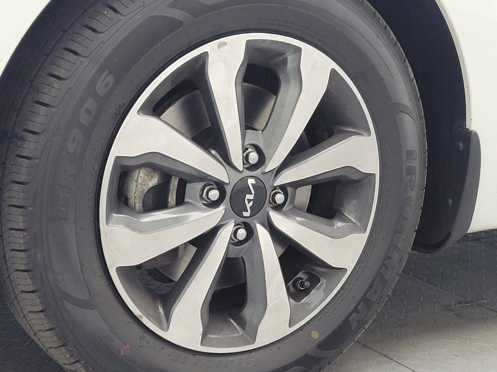 Used 2023 Kia Rio S w/ Technology Package FWD image 31