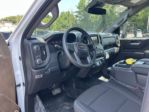 New 2026 GMC Sierra 3500 Pro w/ Convenience Package AWD/4WD image 13