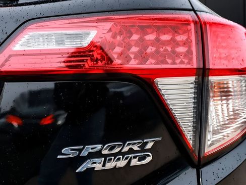 Used 2021 Honda HR-V Sport image 14