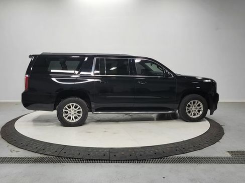 Used 2019 GMC Yukon XL SLT AWD/4WD image 9