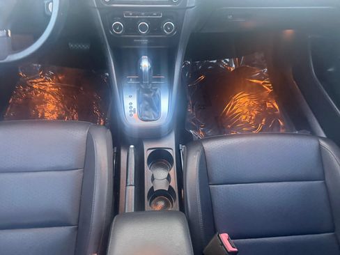 Used 2013 Volkswagen Jetta TDI FWD image 22