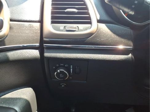 Used 2016 Jeep Grand Cherokee Limited RWD image 13