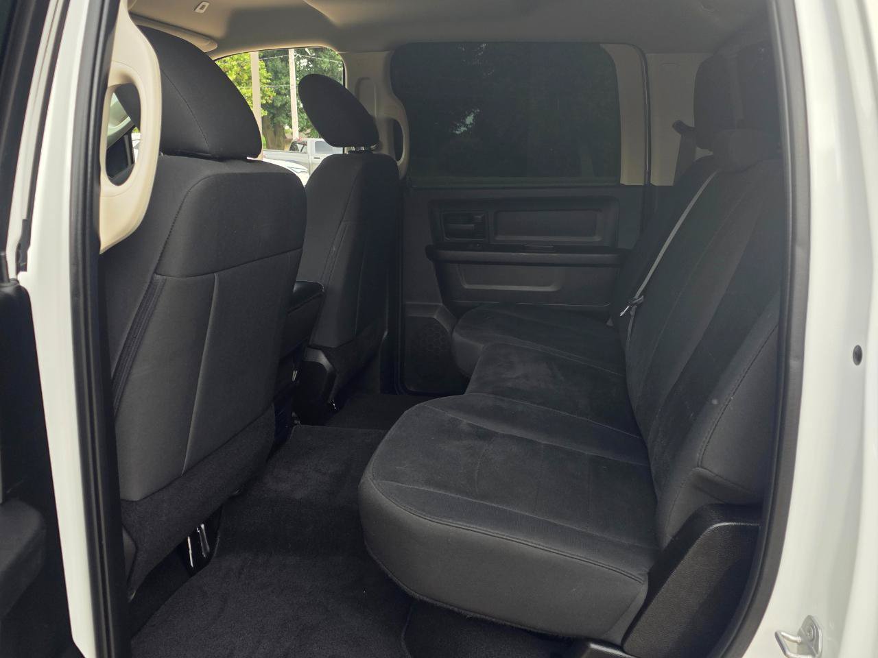 Used 2019 RAM 1500 Express w/ Wheel & Sound Group AWD/4WD image 10