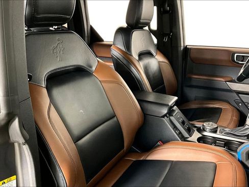 Used 2021 Ford Bronco Outer Banks image 7