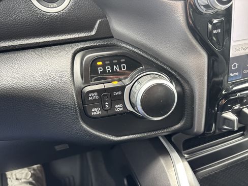 Used 2022 RAM 1500 Big Horn AWD/4WD image 24