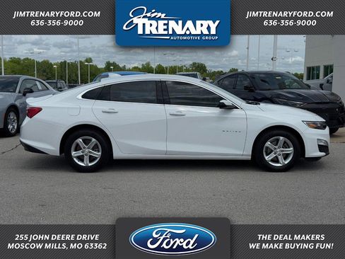 Used 2024 Chevrolet Malibu LT FWD image 1