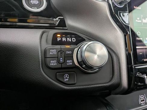 New 2026 RAM 1500 Laramie AWD/4WD image 12