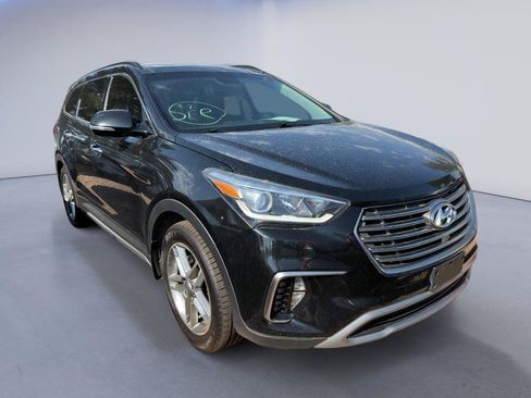 Used 2019 Hyundai Santa Fe XL FWD image 2