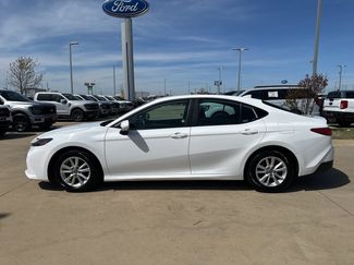 Used 2025 Toyota Camry LE FWD video 2