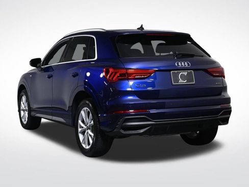 Used 2025 Audi Q3 2.0T Premium w/ Convenience Package AWD/4WD image 3