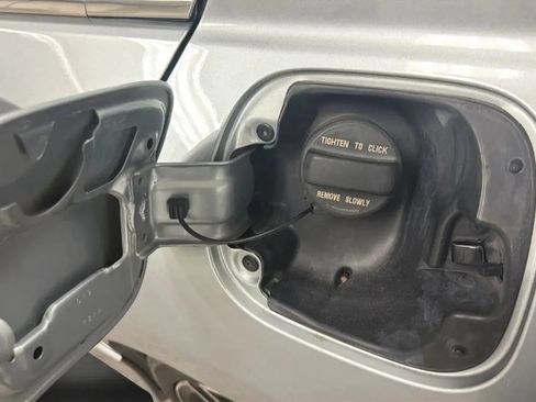 Used 2016 Honda Accord Touring image 30