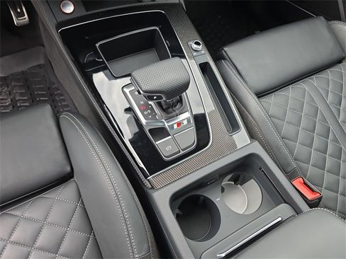 Used 2024 Audi SQ5 Prestige image 29