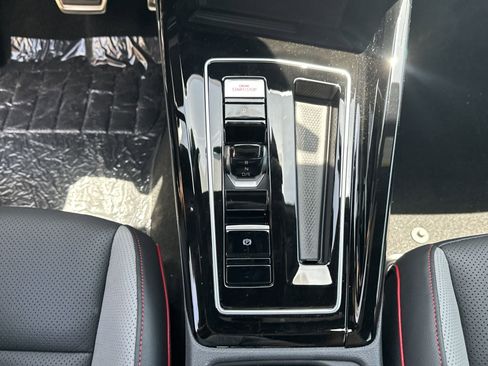 New 2025 Volkswagen GTI SE image 15