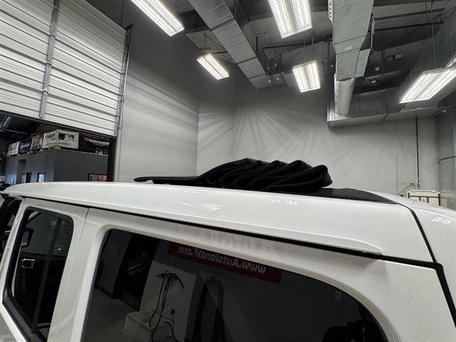 Used 2023 Jeep Wrangler Unlimited w/ Sun & Screen Package AWD/4WD image 26